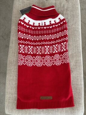 NWT EDDIE BAUER DOG SWEATER